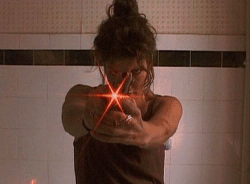 Gif Femme armée - Baise-Moi (2000)